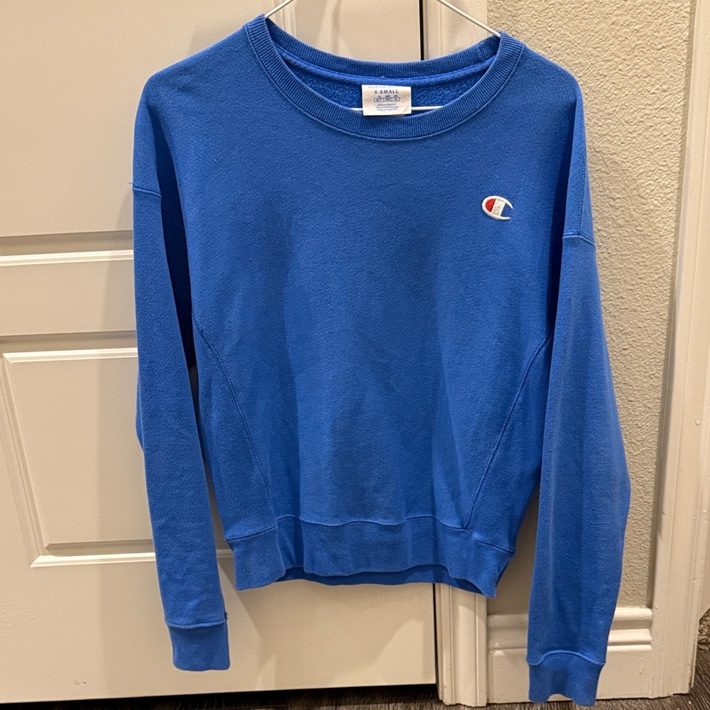 Champion Women's Classic Reverse Weave Blue Crew Neck Sweater size XS